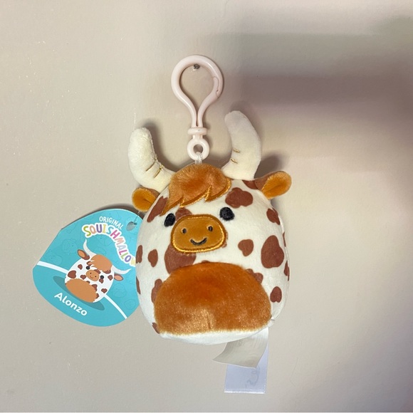Squishmallows Other - NWT 3.5” Alonzo the Highland Cow Squishmallow Clip